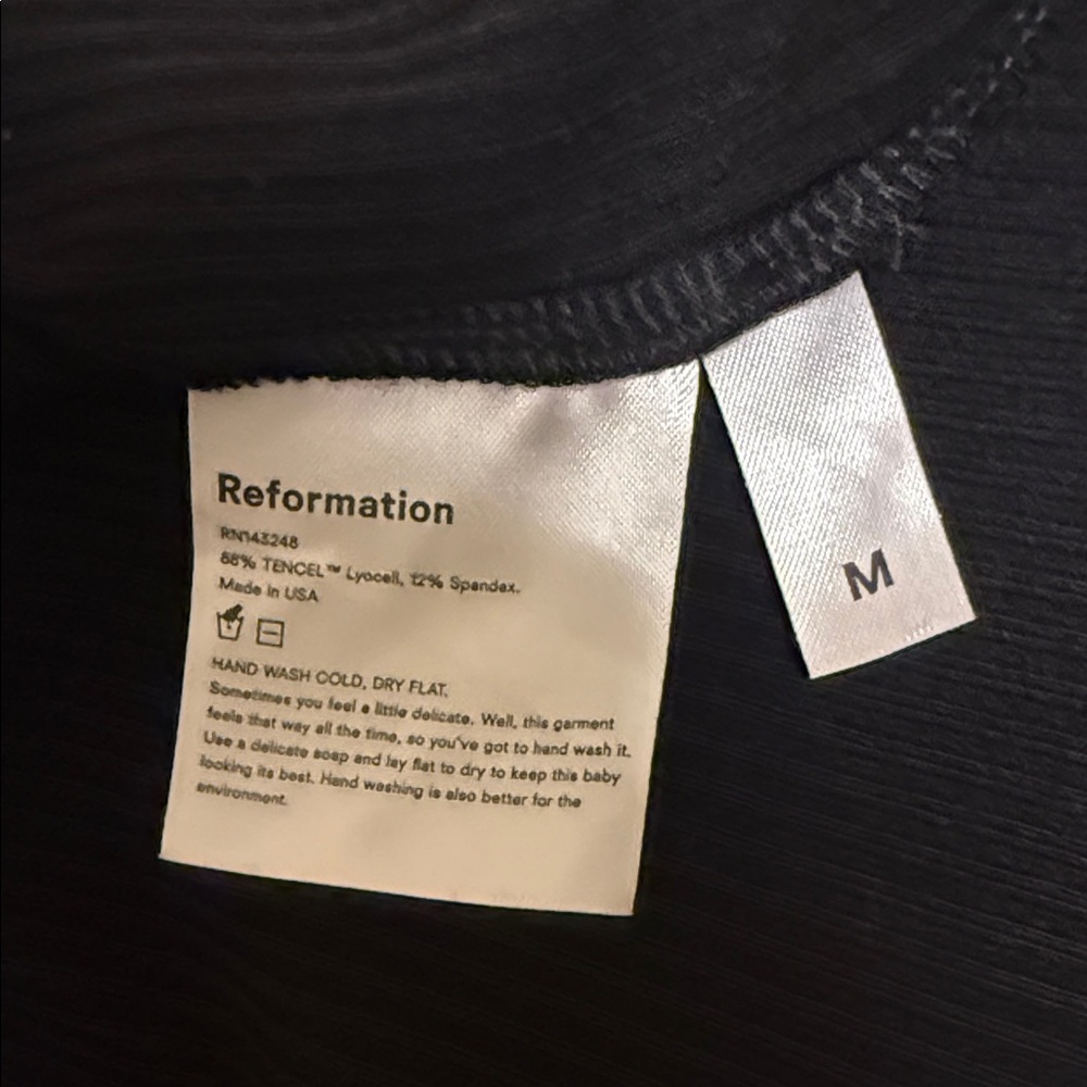 Reformation - Cassi Knit Dress - Black - Size M - Picture 7 of 7